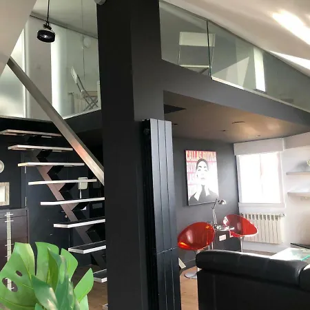 Apartamento Oktheway Loft Maestranza *