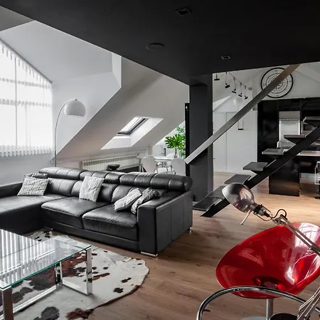 Oktheway Loft Maestranza